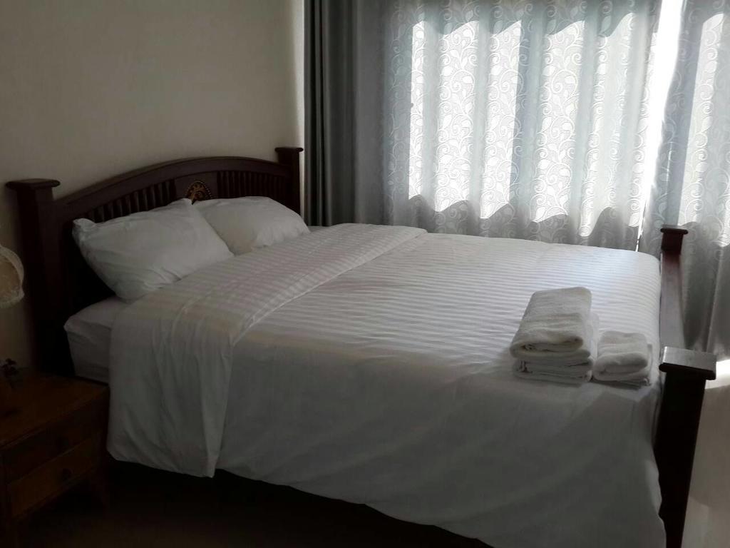 Farsai Homestay Lopburi Ngoại thất bức ảnh